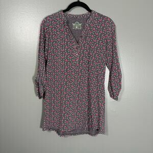 Avarnas Women's Y2K Gray Crown Print Henley Top - Size Large - Gorp Granola Girl